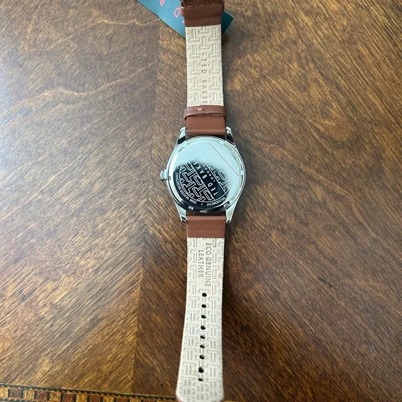Ted Baker man’s Leytonn watch, leather strap & 50 meters water resistant